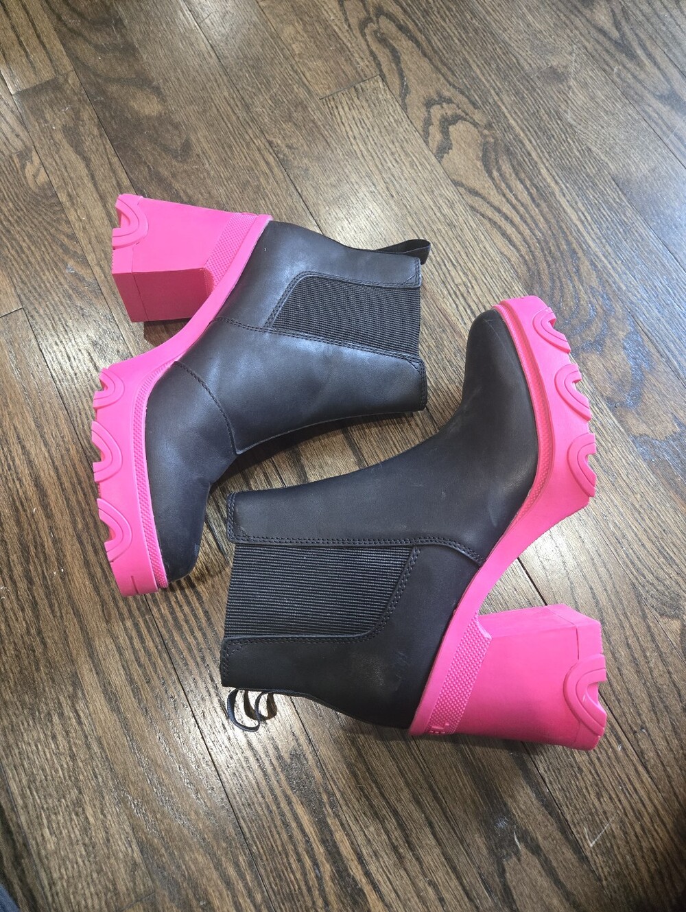 Sorel Brex Heel Platform Chelsea Bootie Black And Pink Size 9 - Picture 5 of 10